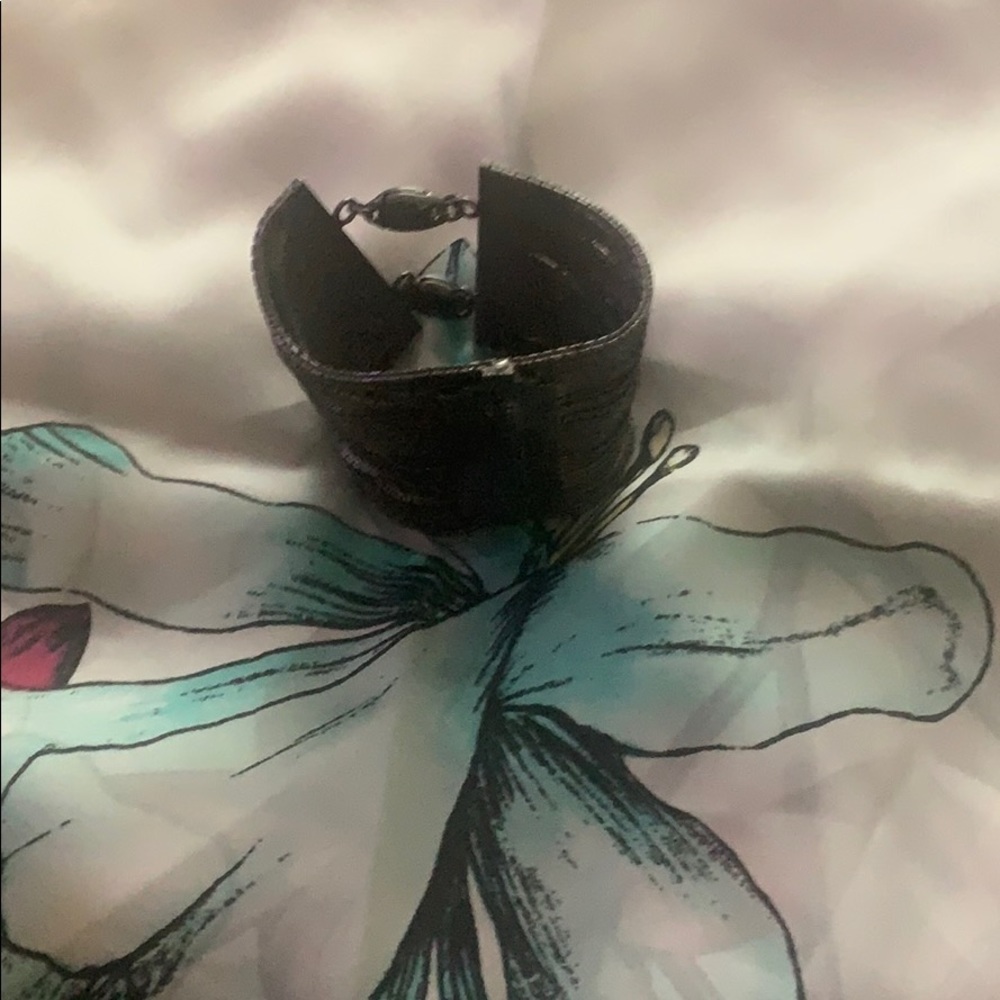 Bracelet - Picture 2 of 4